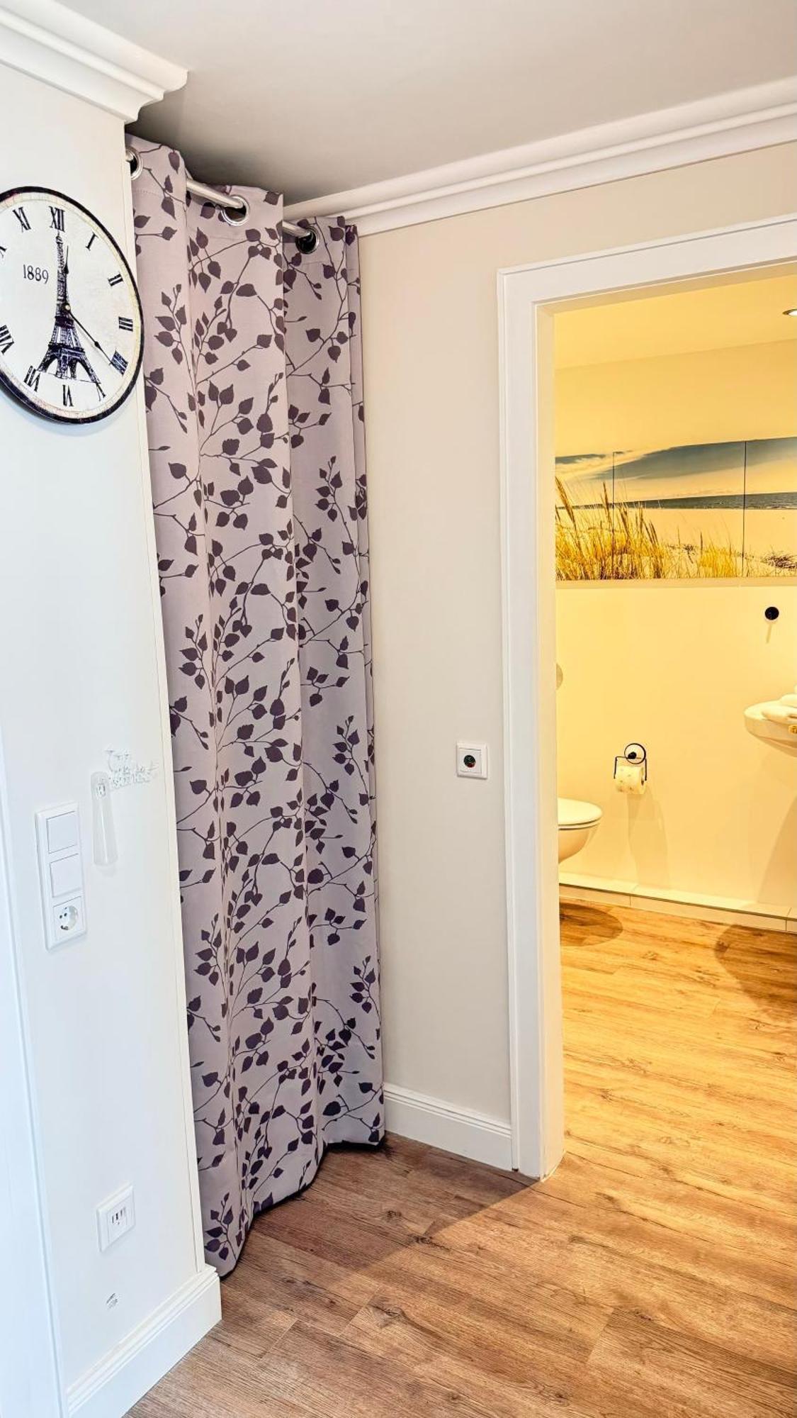 10-105, Sehr Strandnah, Im Herzen Westerlands, Westbalkon, 1 Zi